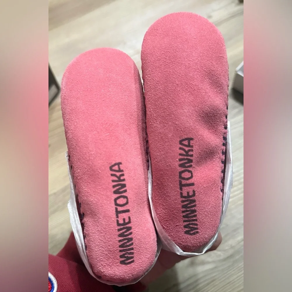 Minnetonka Riley Bootie Hot Pink Size 6
